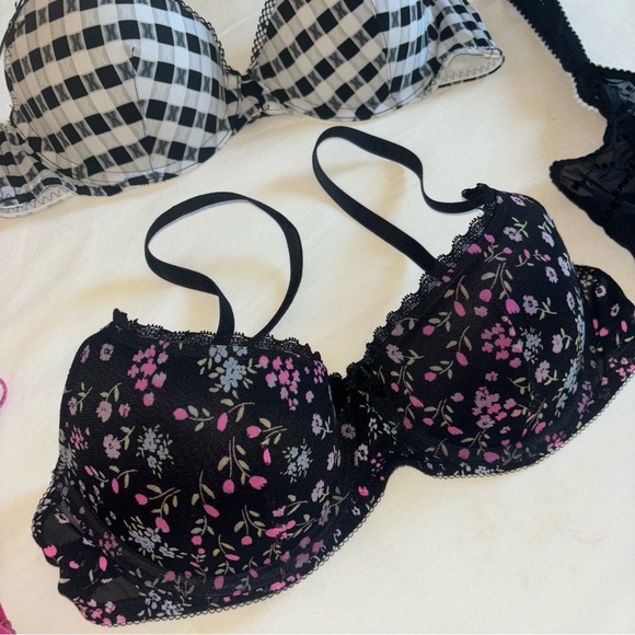 Savage X Fenty Small Lingerie Lot NWOT - Picture 7 of 10